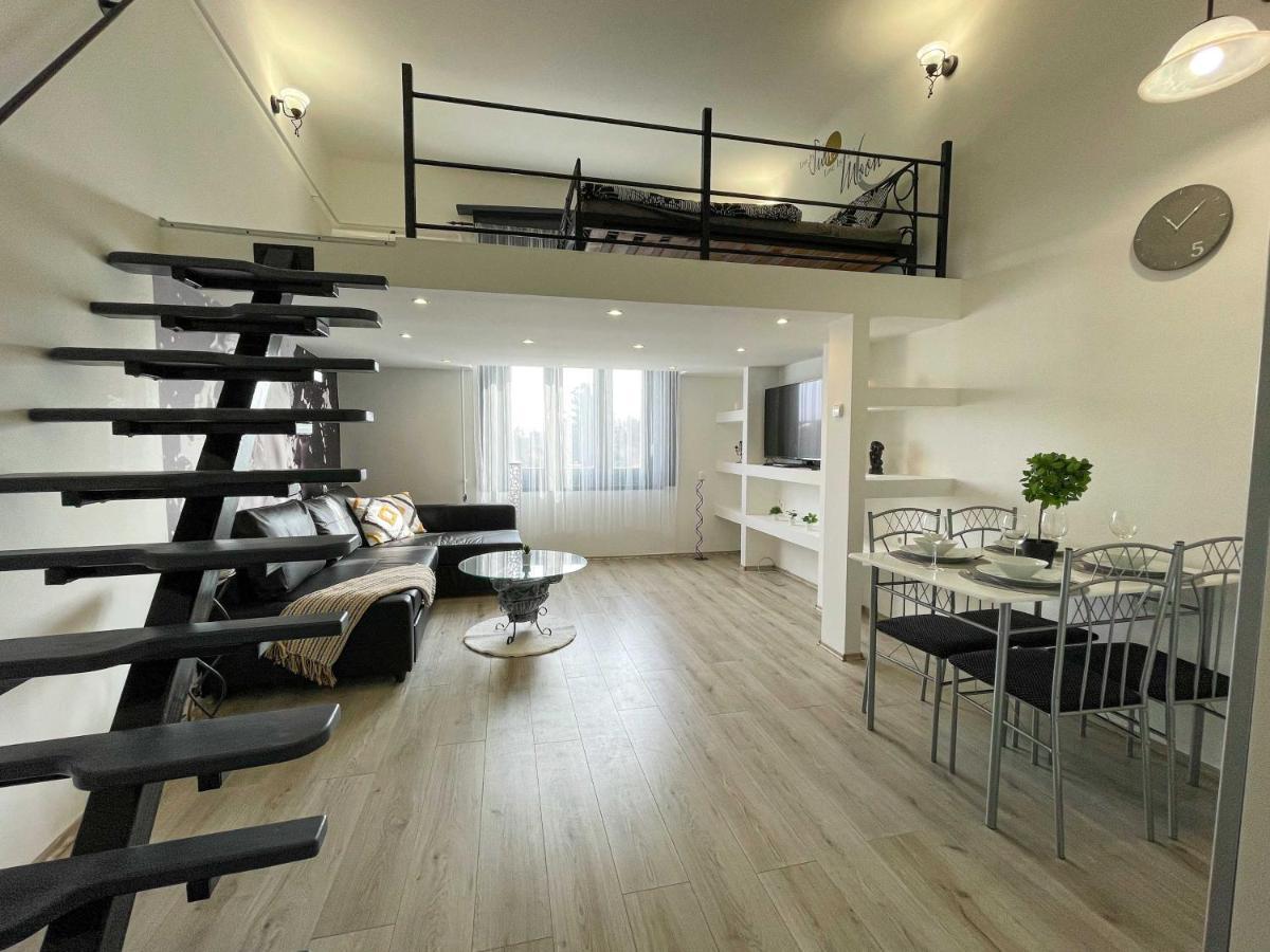 Manyi Apartman 2 Debrecen Exterior photo